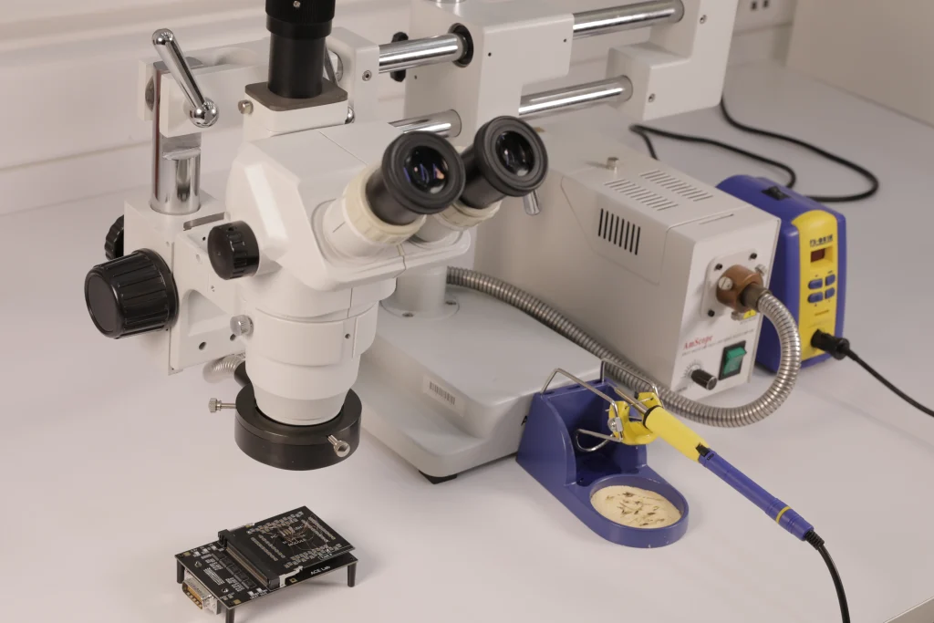 Data recovery - using a microscope in a cleanroom with top-tier tools